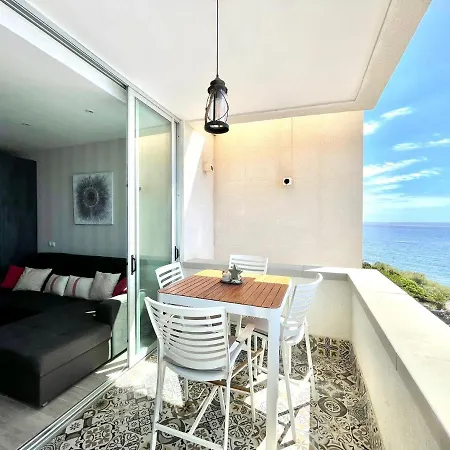 Apartament Luxury Apartment Overlooking Atlantic Ocean, Wifi *