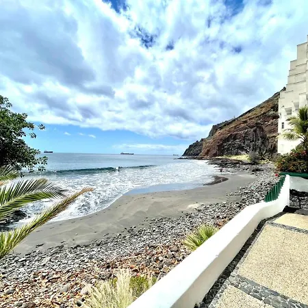 Luxury Apartment Overlooking Atlantic Ocean, Wifi San Andrés