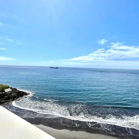 Luxury Apartment Overlooking Atlantic Ocean, Wifi * San Andrés